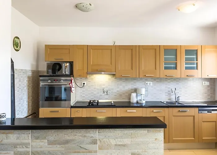 Ivy With Perfect Privacy, Pool, Sauna&jacuzzi *