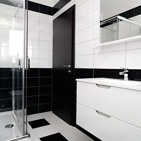 Ivy With Perfect Privacy, Pool, Sauna And Jacuzzi Opanci