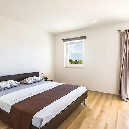 Ivy With Perfect Privacy, Pool, Sauna And Jacuzzi Opanci