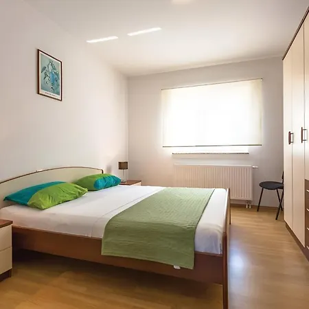 Ivy With Perfect Privacy, Pool, Sauna And Jacuzzi Opanci