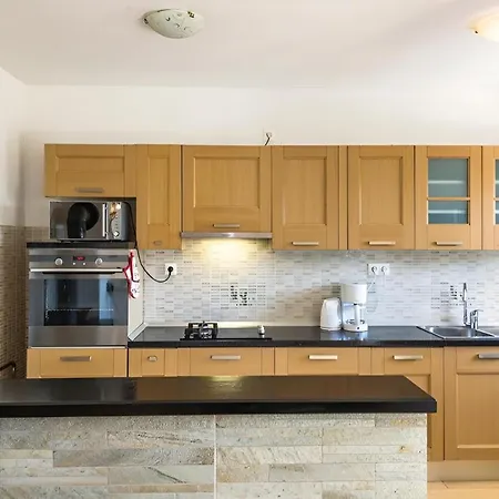 Ivy With Perfect Privacy, Pool, Sauna And Jacuzzi *